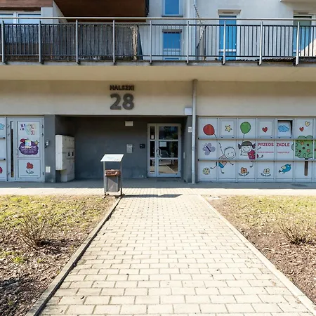 Halszki Homely By Bookinghost Apartment